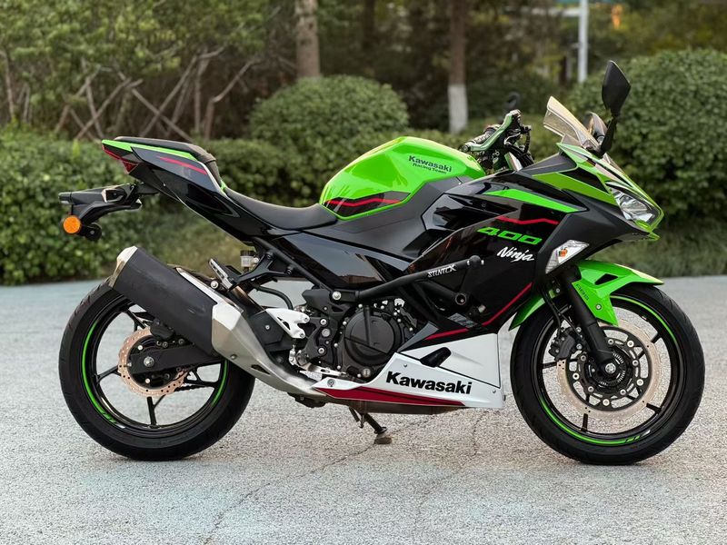 川崎 Ninja 400