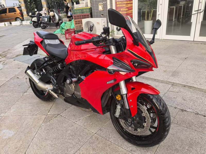 QJMOTOR 赛600