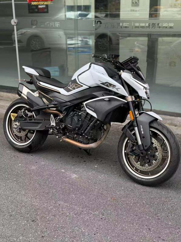 春风 800NK