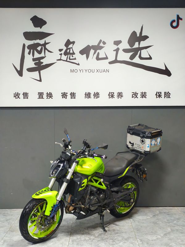 贝纳利 蓝宝龙 BN302S