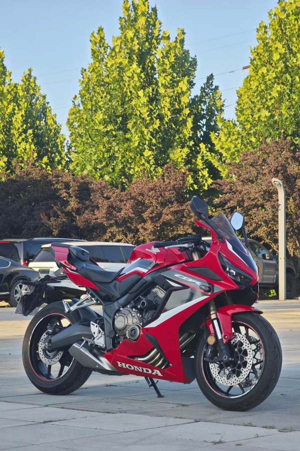 本田DREAMWING CBR650R