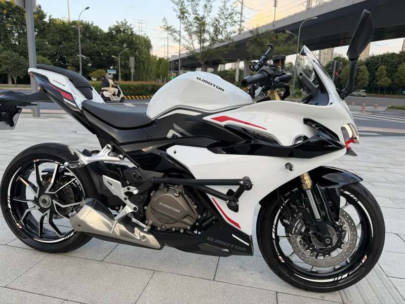 QJMOTOR 赛450
