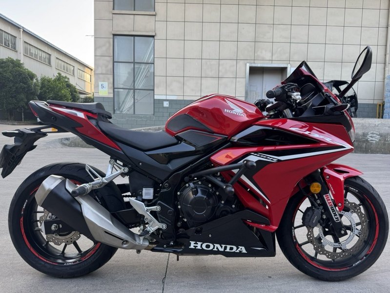 本田WING CBR400R