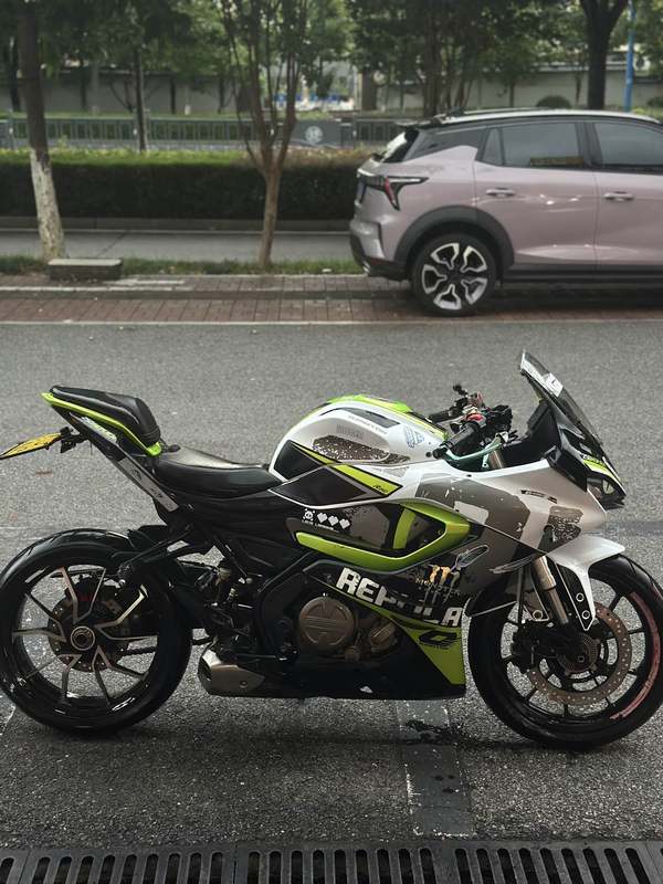 QJMOTOR 赛250