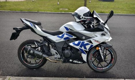 豪爵铃木 GSX250R