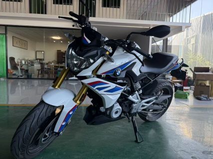 宝马 G 310 R