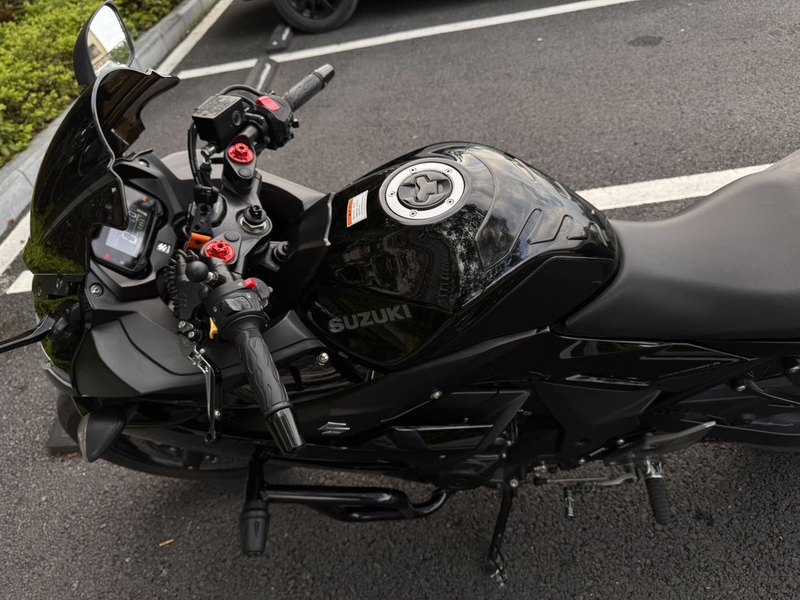 豪爵铃木 GSX250R