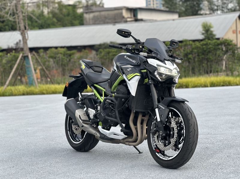 川崎 Z900