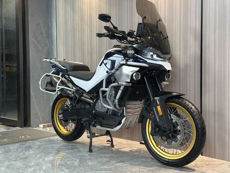 春风 800MT