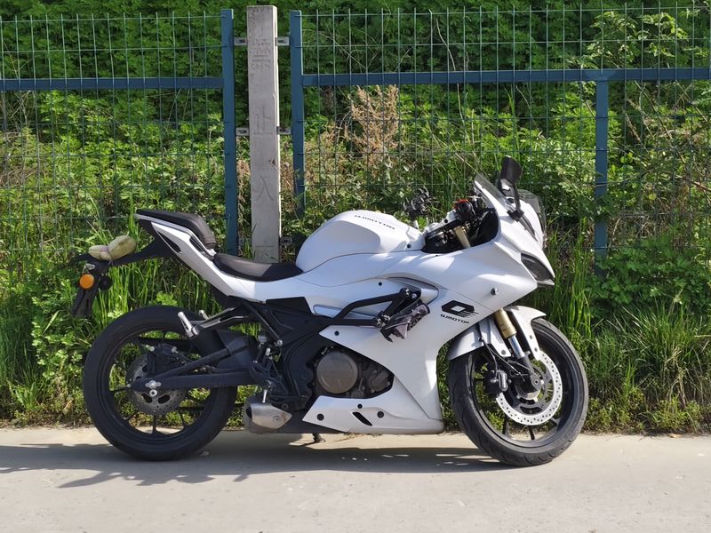 QJMOTOR 赛250