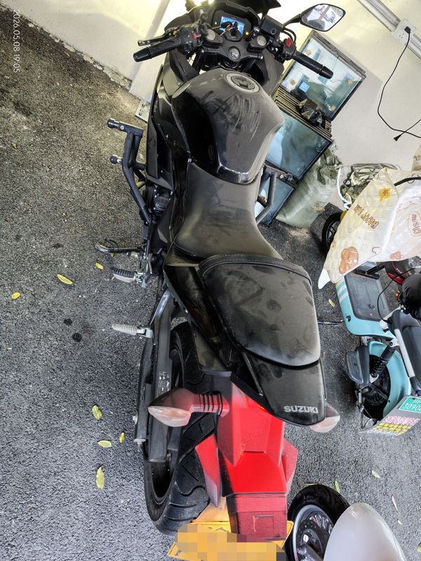 豪爵铃木 GSX250R