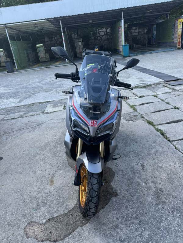 QJMOTOR 鸿250ADV