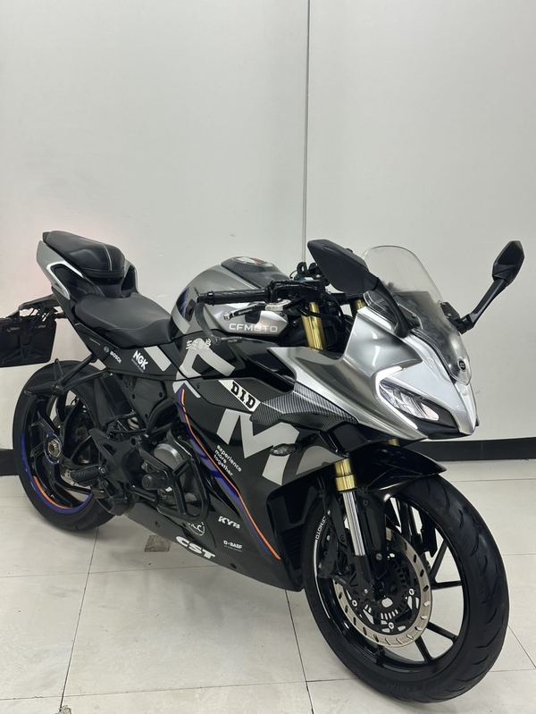 春风 250SR