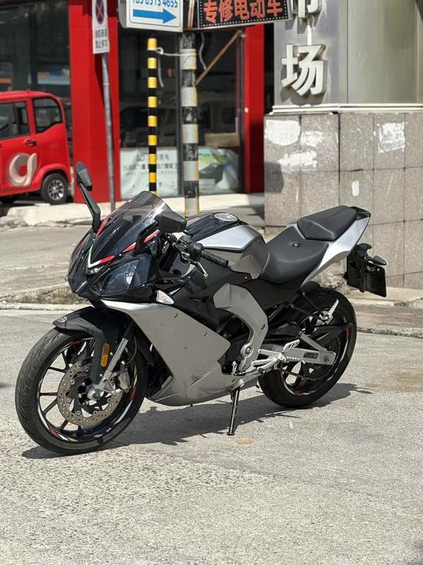 宗申阿普利亚 GPR150R