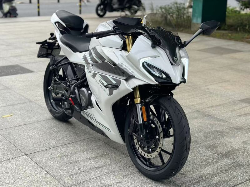 春风 250SR