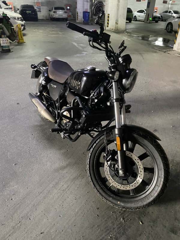 QJMOTOR 闪150