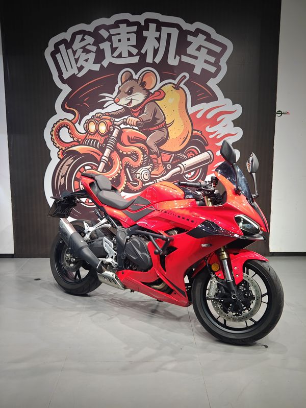 QJMOTOR 赛600