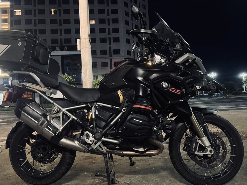 宝马 R 1200 GS