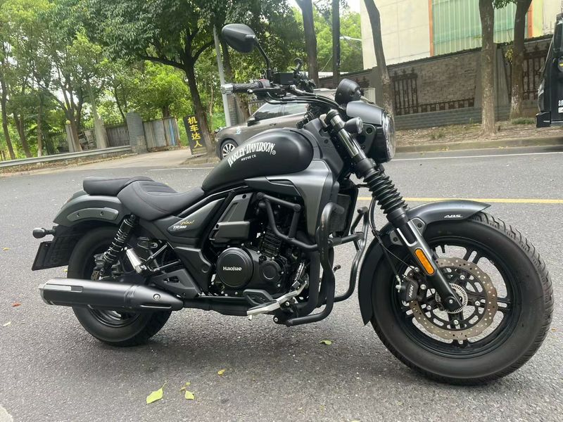 豪爵 TR300