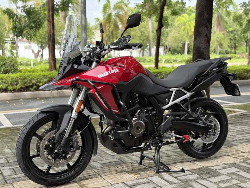 铃木 V-Strom 800