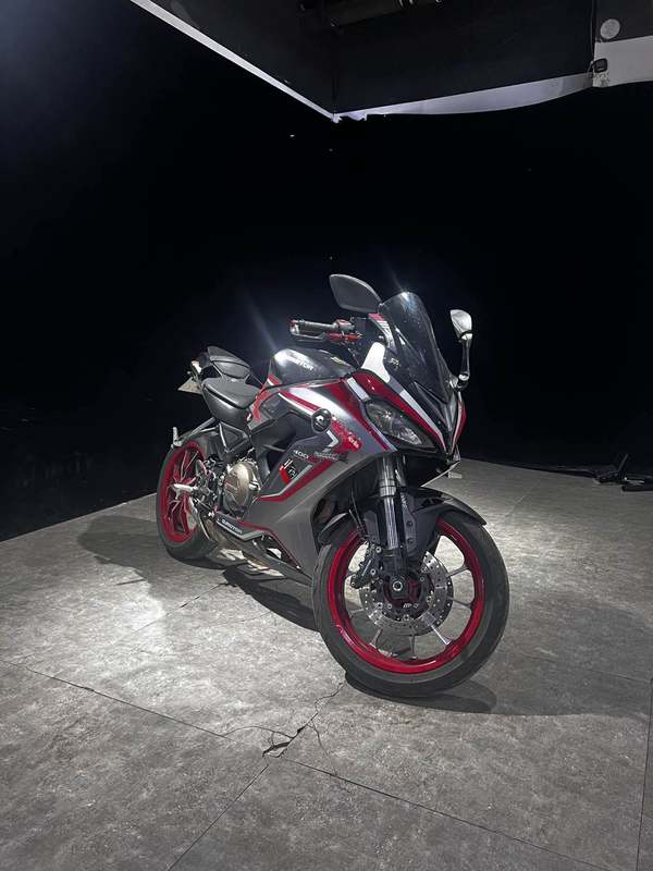 QJMOTOR 赛400