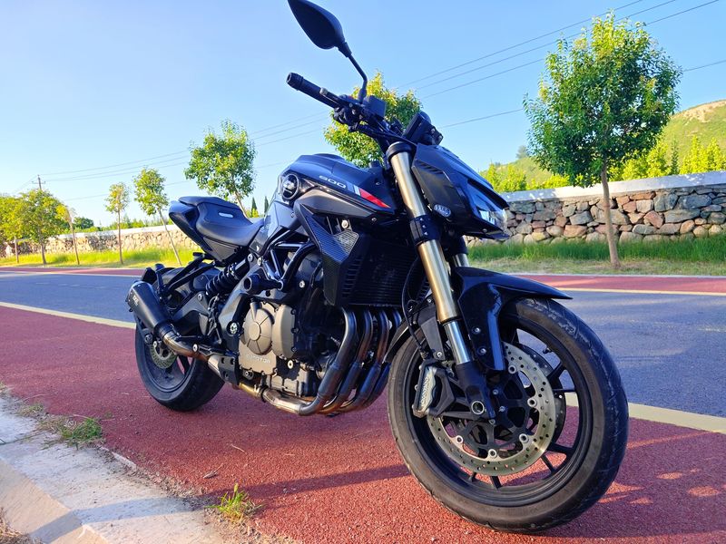 QJMOTOR 追600