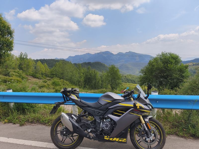 无极 250RR