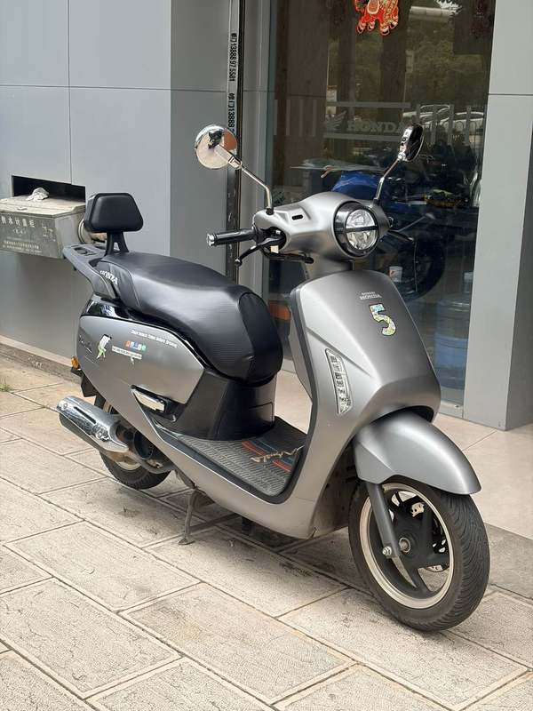 新大洲本田 NS125LA