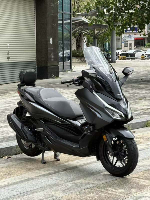 本田WING NSS350