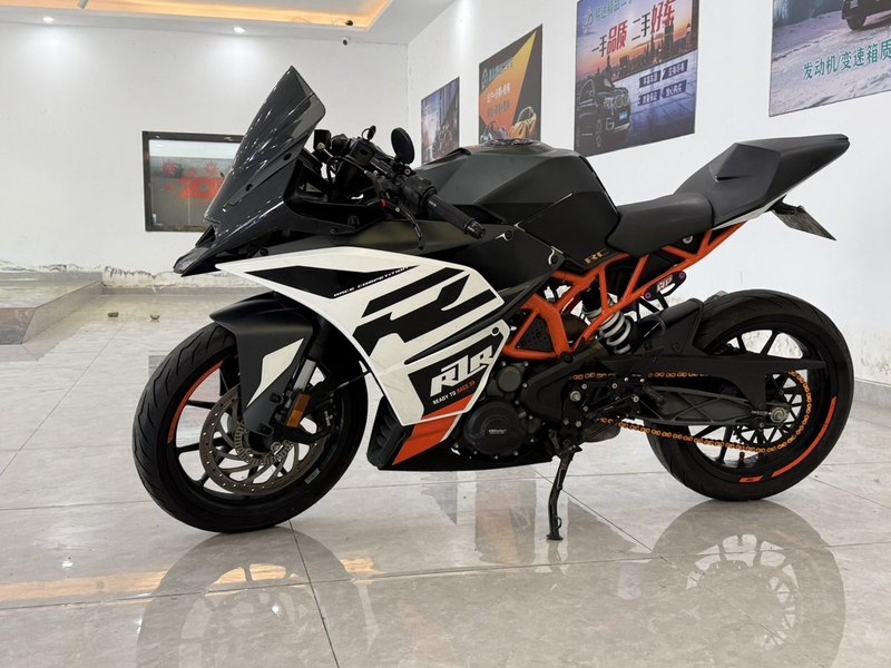 KTMR2R RC 390 
