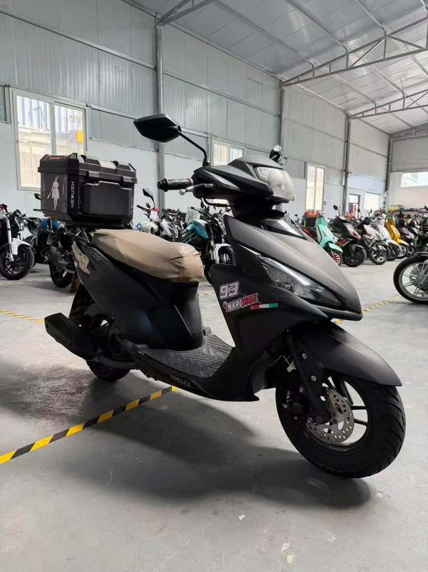 建设雅马哈 福禧125