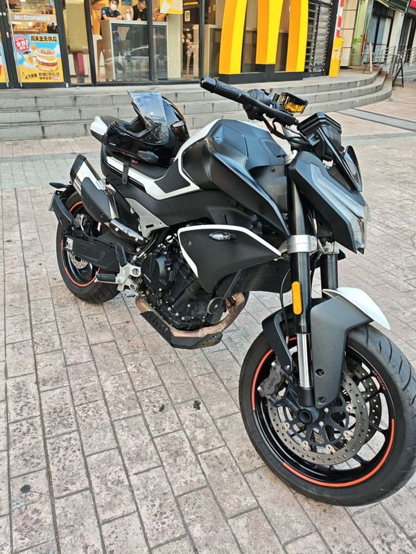 春风 800NK