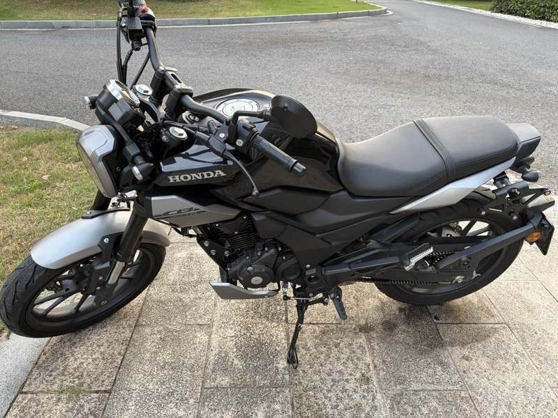 新大洲本田 CB190TR