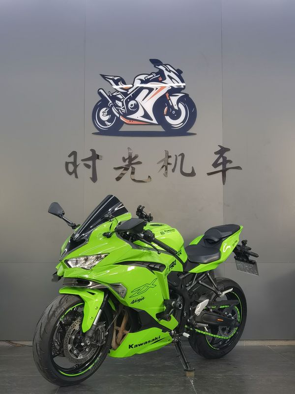 川崎 ZX-4R