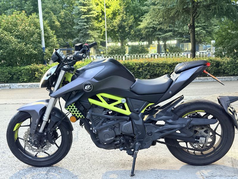 QJMOTOR 追350