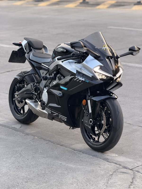 春风 675SR