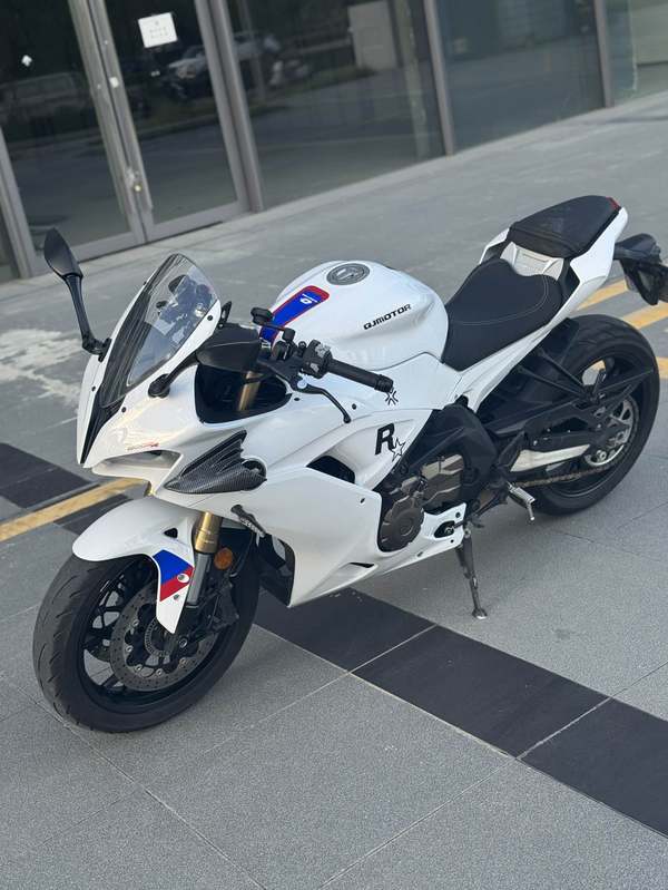 QJMOTOR 赛600