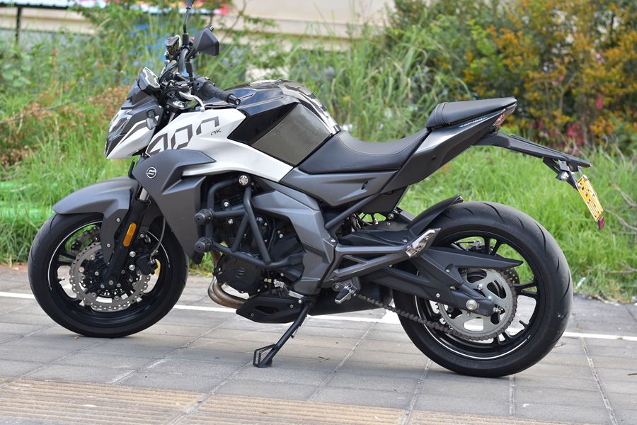 春风 400NK