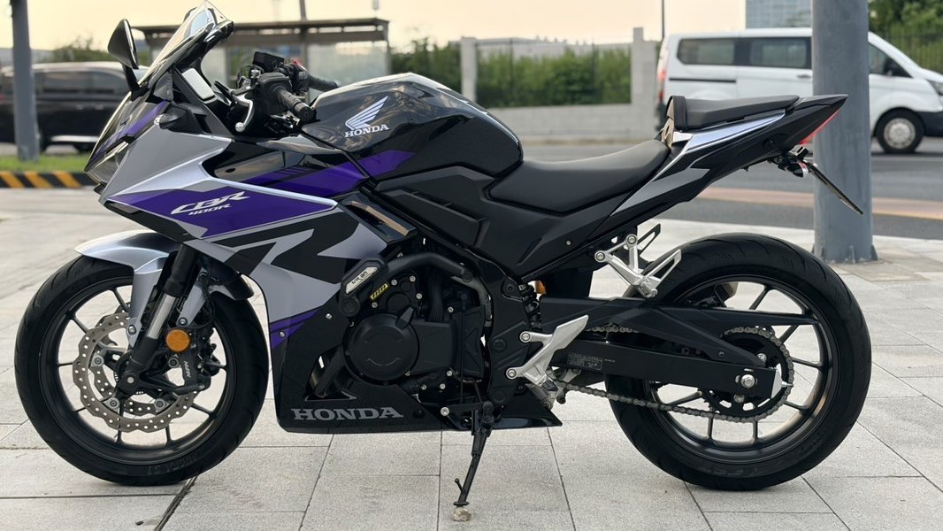 本田WING CBR400R