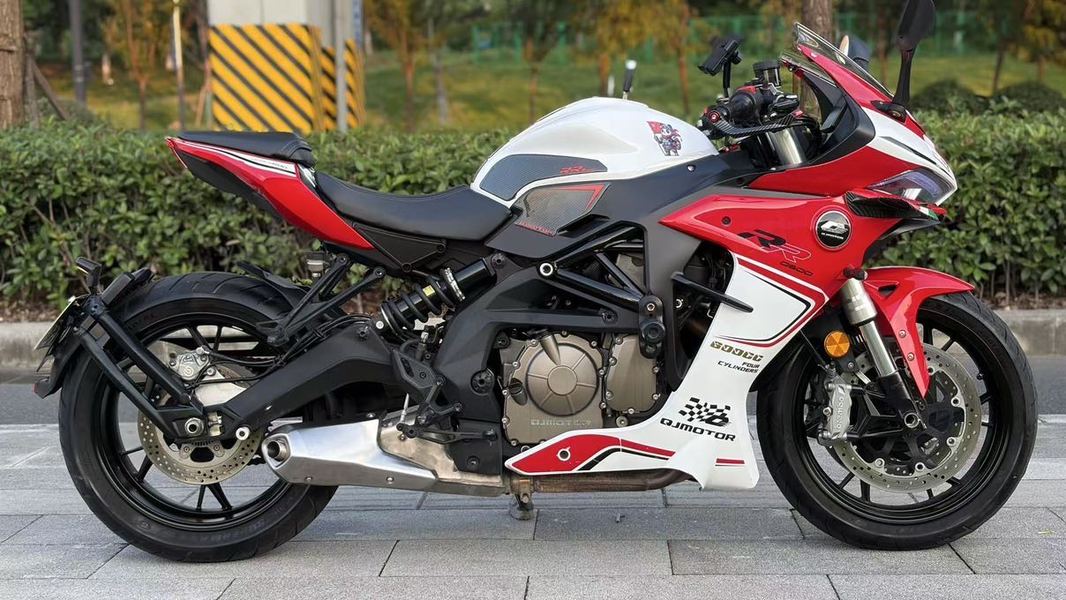 QJMOTOR 赛600