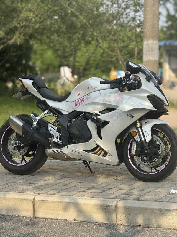 QJMOTOR 赛600