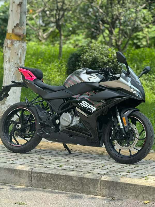 春风 250SR