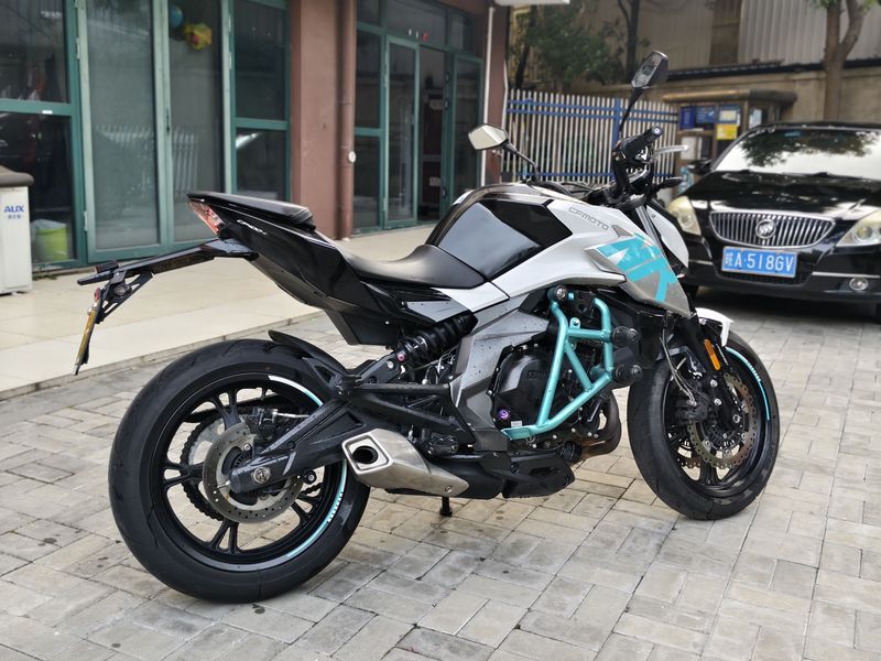 春风 400NK