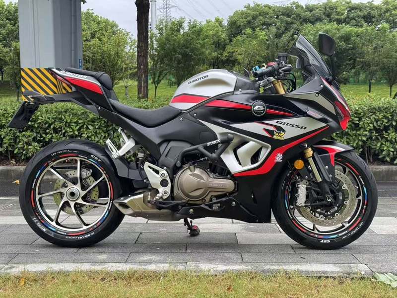 QJMOTOR 赛550