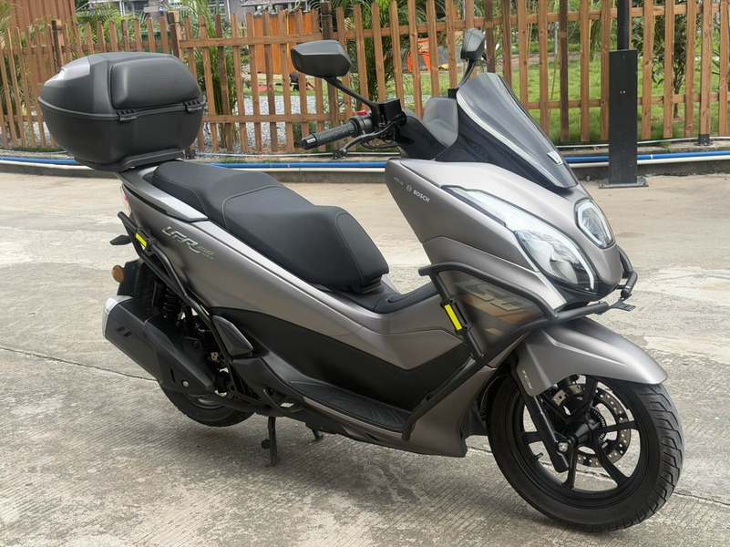 豪爵 UFR150