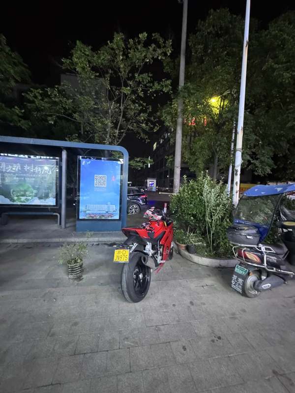 张雪机车 500RR