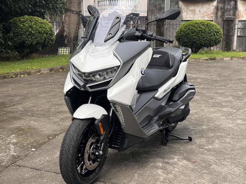宝马 C 400
