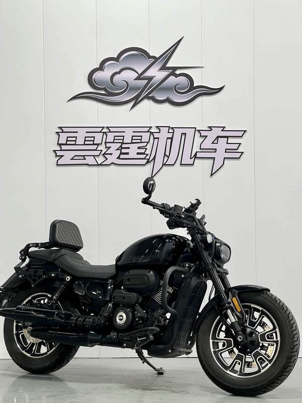 QJMOTOR 闪250