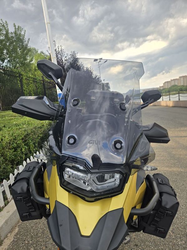宝马 F 750 GS