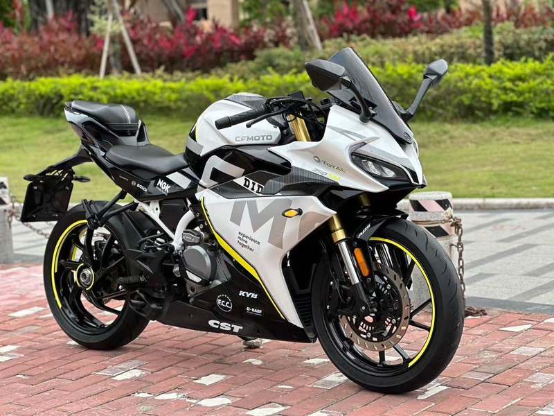 春风 250SR